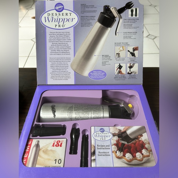 Brand New Wilton Dessert WHIPPER PRO Set holiday gift - Picture 2 of 4